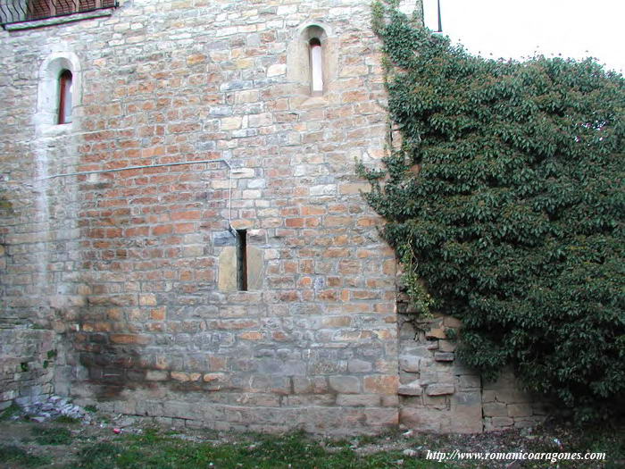 DETALLE DEL EXTERIOR DEL MURO SUR